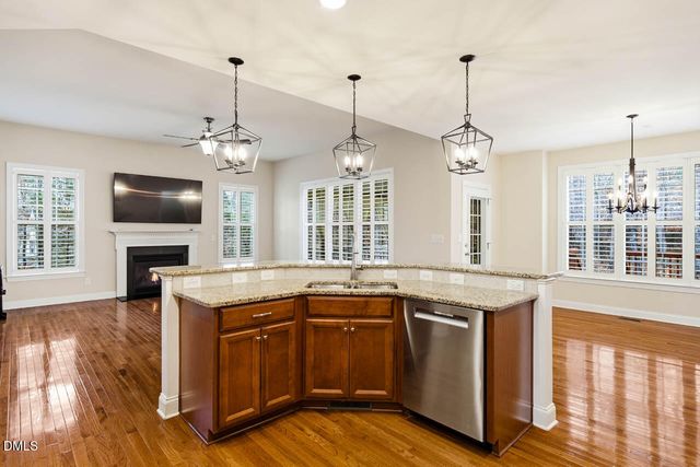 76 S Duelling Oaks Drive, Chapel Hill, NC 27517