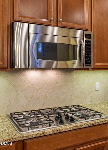 76 S Duelling Oaks Drive, Chapel Hill, NC 27517