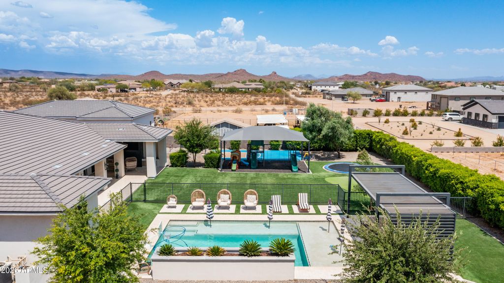 15433 W DALE Lane, Surprise, AZ 85387 — photo 4