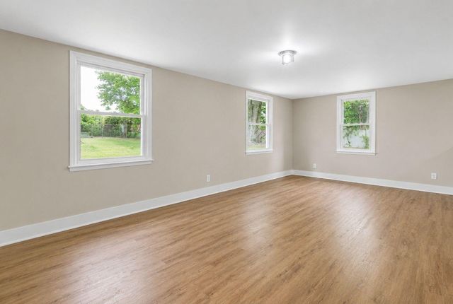 18 Lacresta Drive, Florence, KY 41042