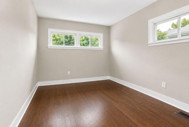 18 Lacresta Drive, Florence, KY 41042