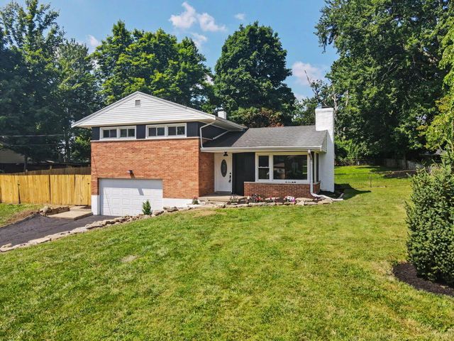 18 Lacresta Drive, Florence, KY 41042