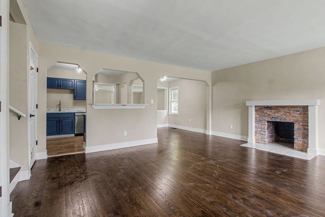 18 Lacresta Drive, Florence, KY 41042