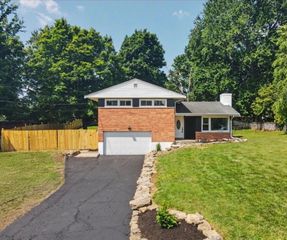 18 Lacresta Drive, Florence, KY 41042