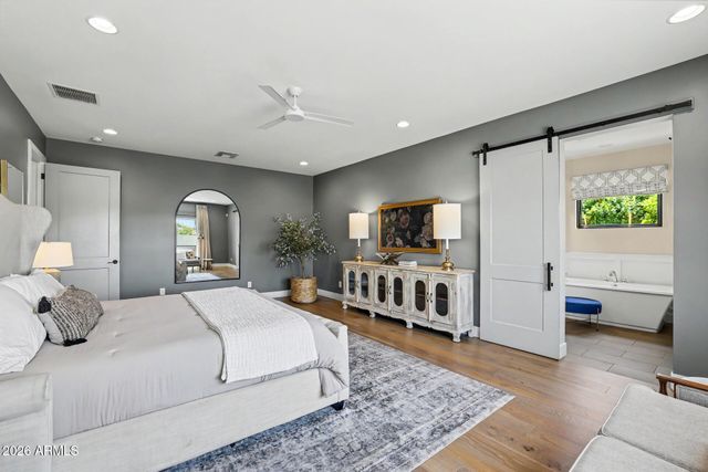 4233 E FAIRMOUNT Avenue, Phoenix, AZ 85018