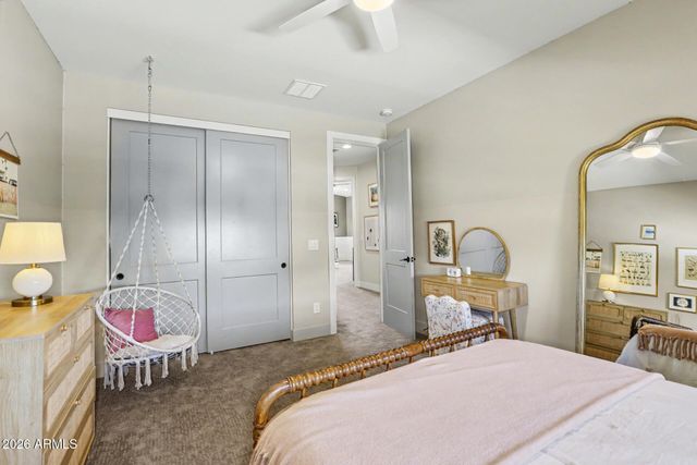 4233 E FAIRMOUNT Avenue, Phoenix, AZ 85018