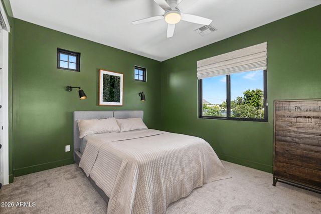 4233 E FAIRMOUNT Avenue, Phoenix, AZ 85018