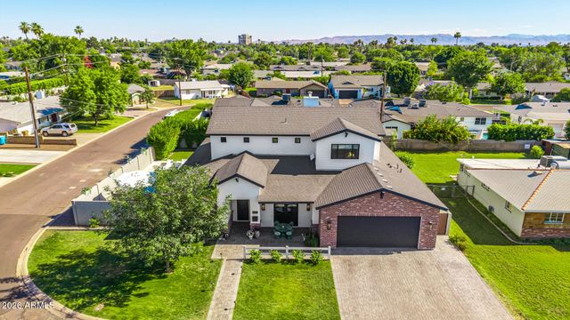 4233 E FAIRMOUNT Avenue, Phoenix, AZ 85018