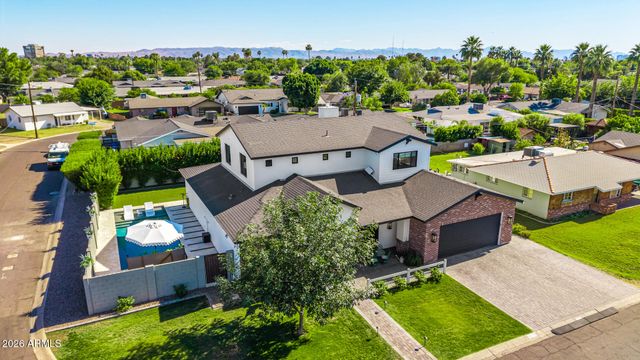 4233 E FAIRMOUNT Avenue, Phoenix, AZ 85018