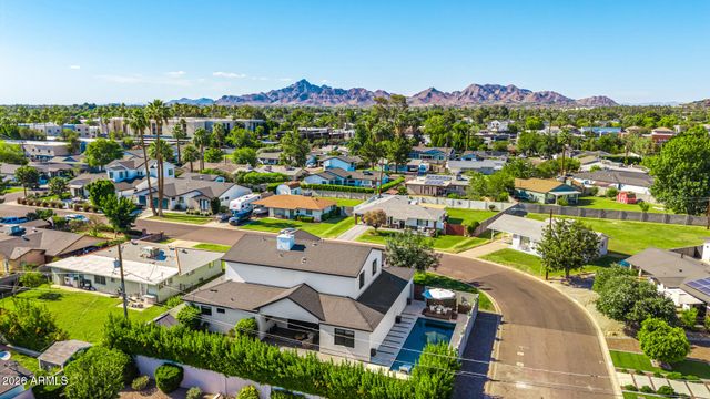 4233 E FAIRMOUNT Avenue, Phoenix, AZ 85018