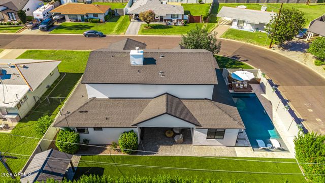 4233 E FAIRMOUNT Avenue, Phoenix, AZ 85018