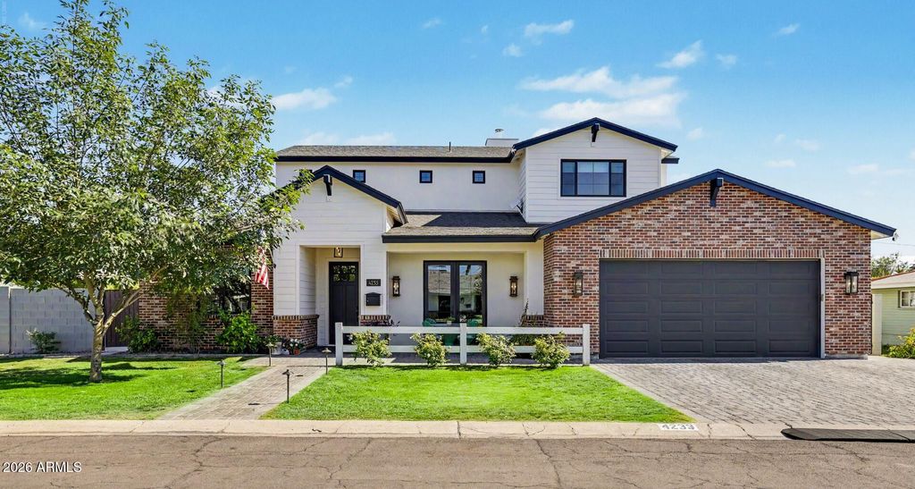 4233 E FAIRMOUNT Avenue, Phoenix, AZ 85018