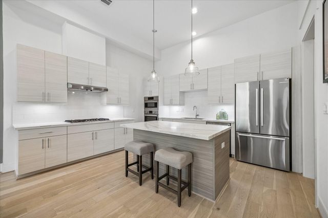 3407 Robin Rose Lane, Houston, TX 77080