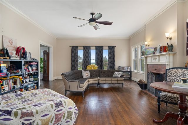 119 E Houston, Refugio, TX 78377