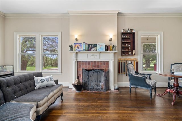 119 E Houston, Refugio, TX 78377