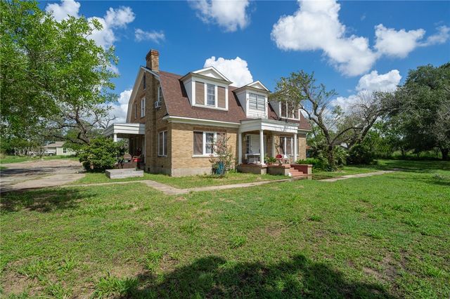 119 E Houston, Refugio, TX 78377