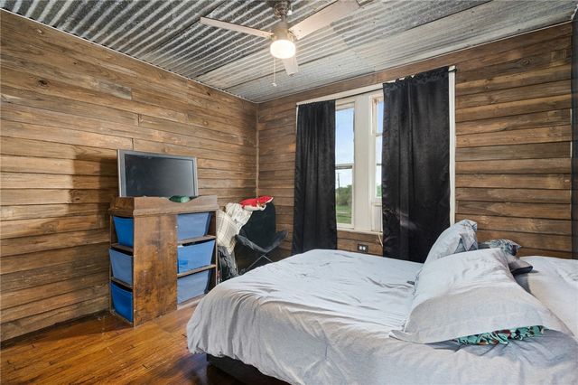 119 E Houston, Refugio, TX 78377