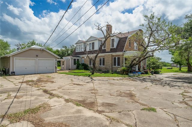 119 E Houston, Refugio, TX 78377