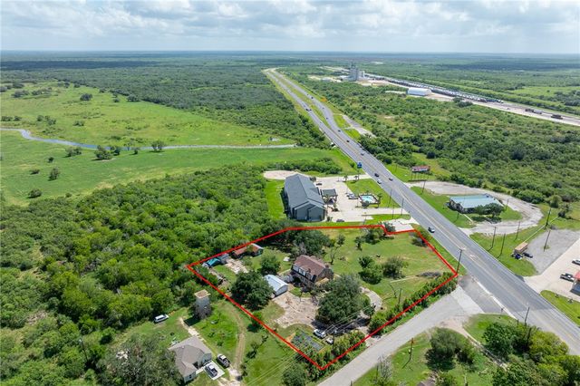 119 E Houston, Refugio, TX 78377