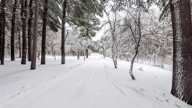 3710 Arivaca Drive, Millington Township, MI 48746