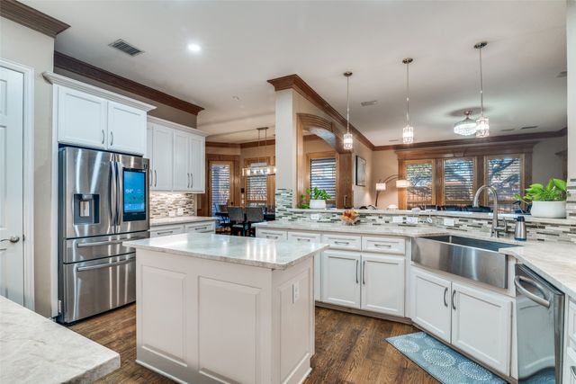 609 John Close, Murphy, TX 75094