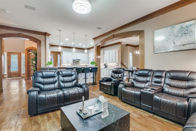 609 John Close, Murphy, TX 75094