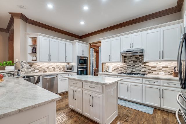 609 John Close, Murphy, TX 75094