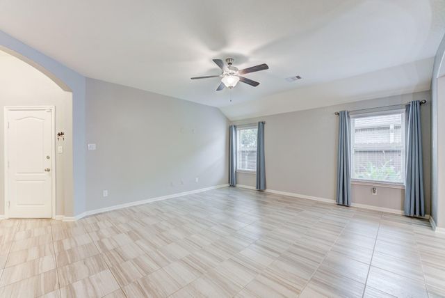 255 Dale Ridge Lane, Dickinson, TX 77539