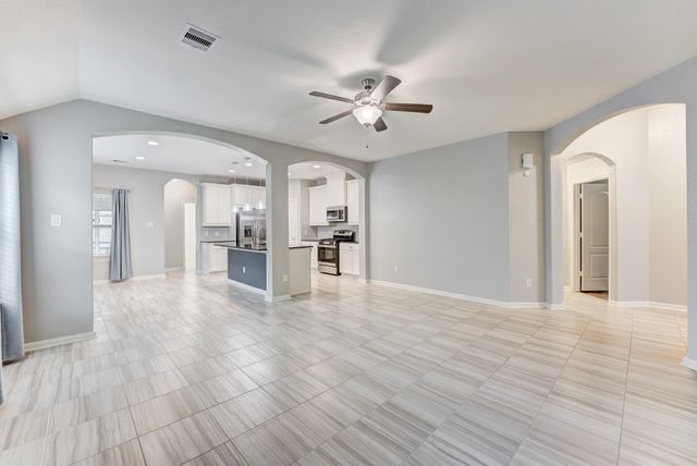 255 Dale Ridge Lane, Dickinson, TX 77539