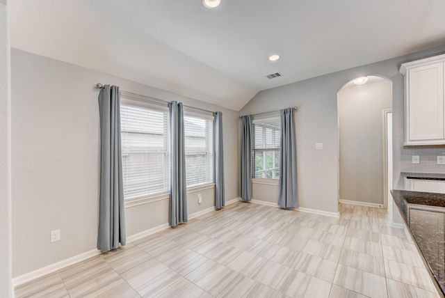 255 Dale Ridge Lane, Dickinson, TX 77539