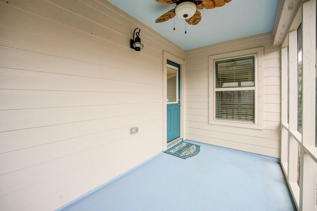 255 Dale Ridge Lane, Dickinson, TX 77539