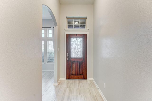 255 Dale Ridge Lane, Dickinson, TX 77539