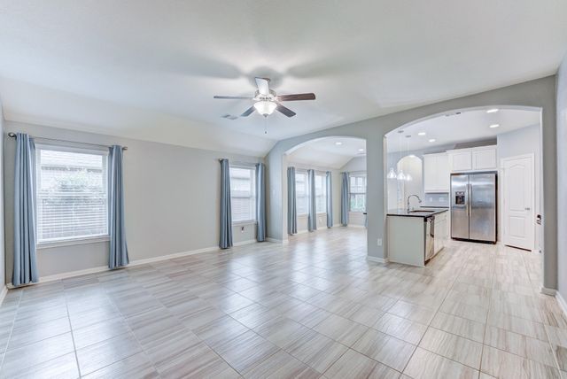 255 Dale Ridge Lane, Dickinson, TX 77539