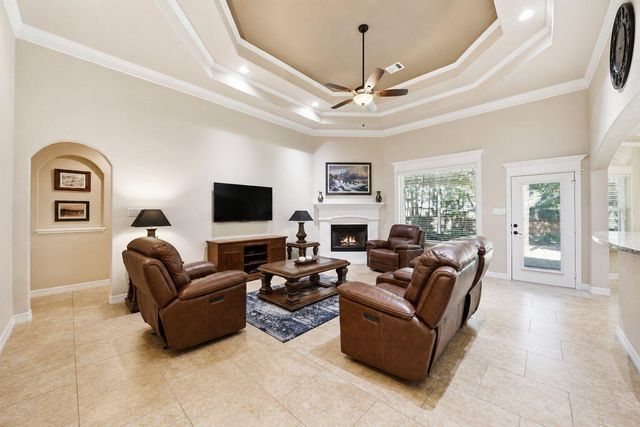 34015 Conroe Huffsmith Road, Magnolia, TX 77354