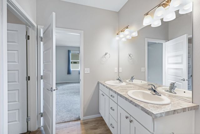 8410 W Sugar Ct, Cheney, WA 99004