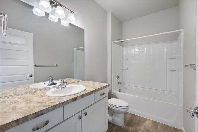 8410 W Sugar Ct, Cheney, WA 99004