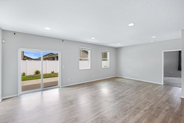 8410 W Sugar Ct, Cheney, WA 99004