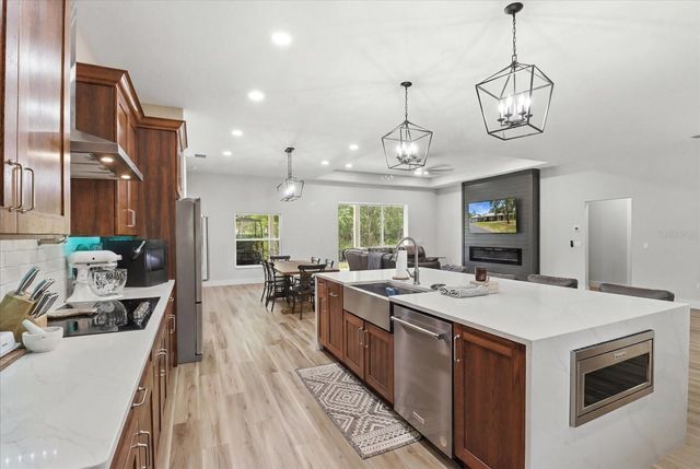 8924 N EVENSTOCK WAY, Crystal River, FL 34428