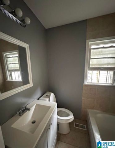 118 SW 3RD AVENUE SW, Birmingham, AL 35211