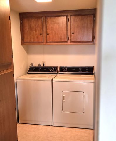 19193 Jayhawk Dr, Penn Valley, CA 95946