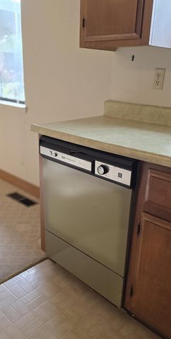 19193 Jayhawk Dr, Penn Valley, CA 95946