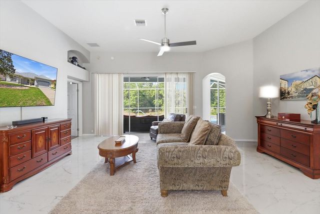 434 W CRESTMONT COURT, Beverly Hills, FL 34465