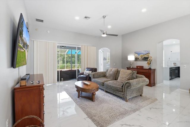 434 W CRESTMONT COURT, Beverly Hills, FL 34465