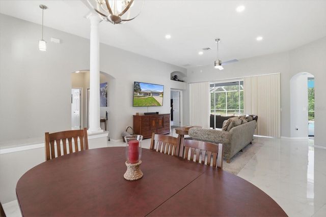 434 W CRESTMONT COURT, Beverly Hills, FL 34465