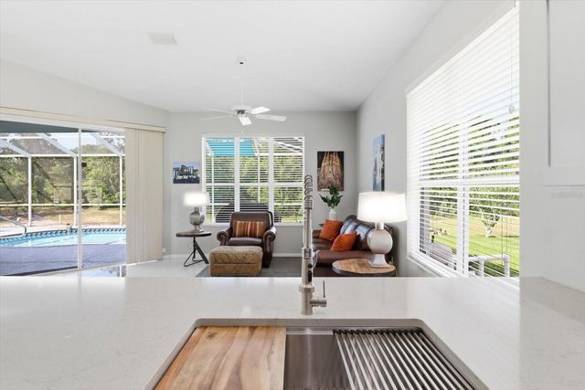 434 W CRESTMONT COURT, Beverly Hills, FL 34465
