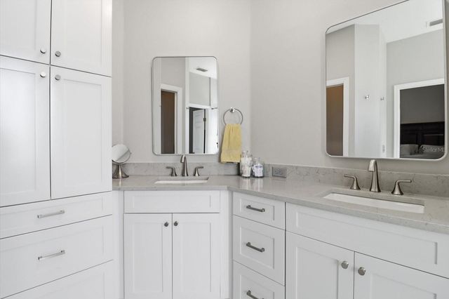 434 W CRESTMONT COURT, Beverly Hills, FL 34465
