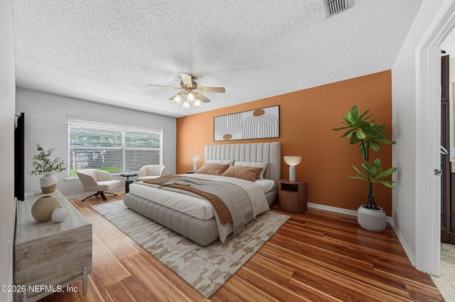 301 JOHNS GLEN Drive, St. Johns, FL 32259