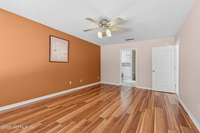 301 JOHNS GLEN Drive, St. Johns, FL 32259