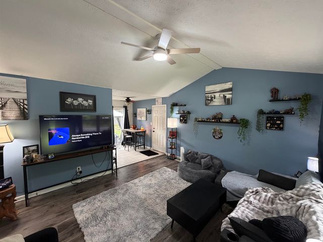 205 Jefferson Valley, Coatesville, IN 46121
