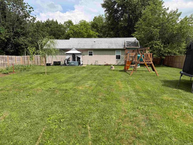 205 Jefferson Valley, Coatesville, IN 46121